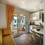 Victoria Mobilehome In Padova Premium منتزه العطل 4*