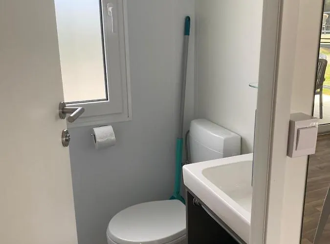 Feriepark Victoria Mobilehome In Padova Premium 4*