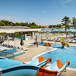 Parque de vacaciones Victoria Mobilehome In Padova Premium Banjol
