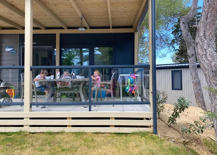 פארק נופש Victoria Mobilehome In Padova Premium Banjol